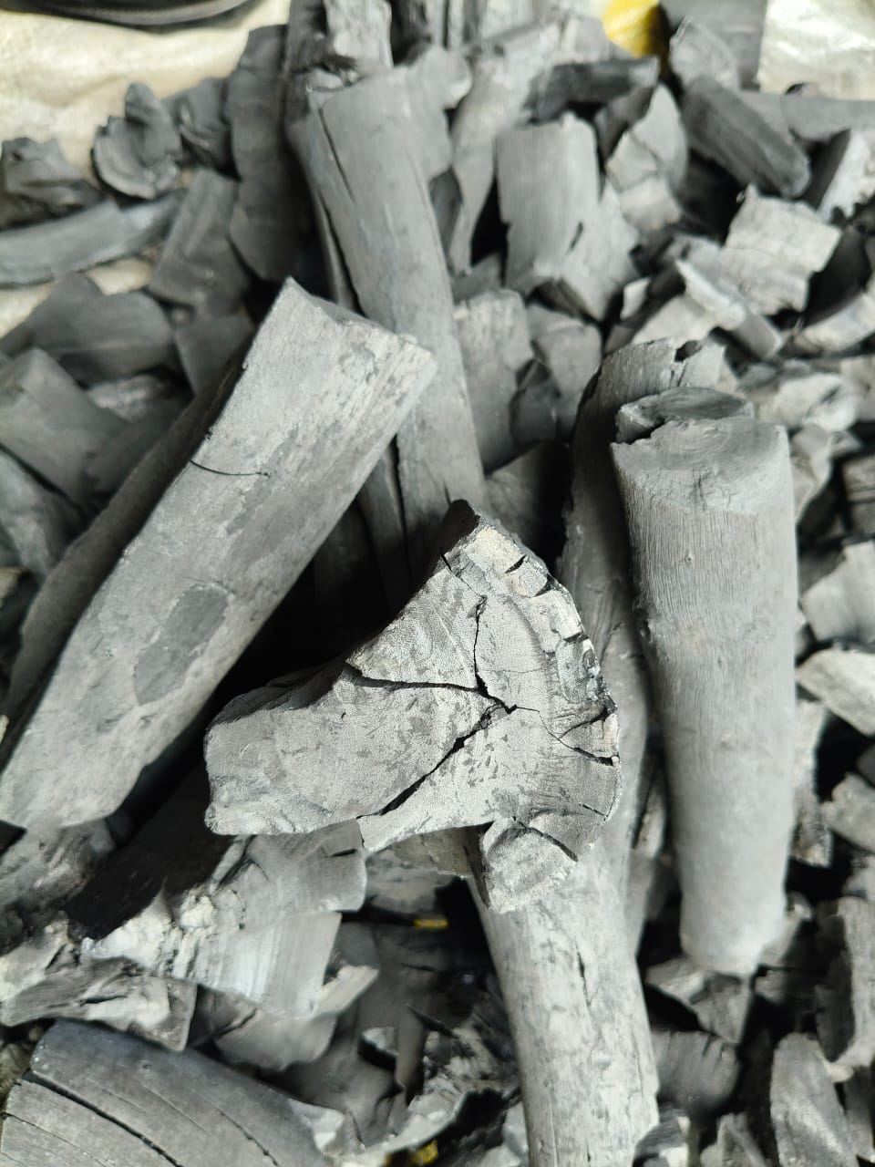 Ayin Charcoal Premium Lump